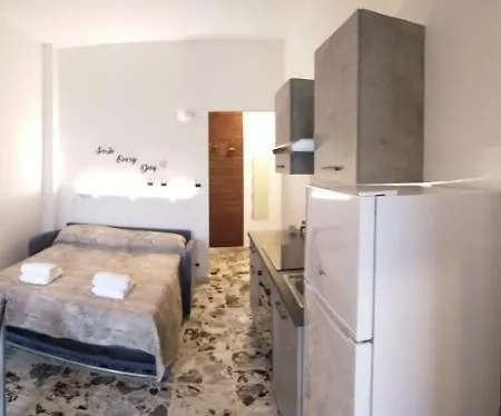 Locazione Turistica Casa Gardenia Lejlighed *